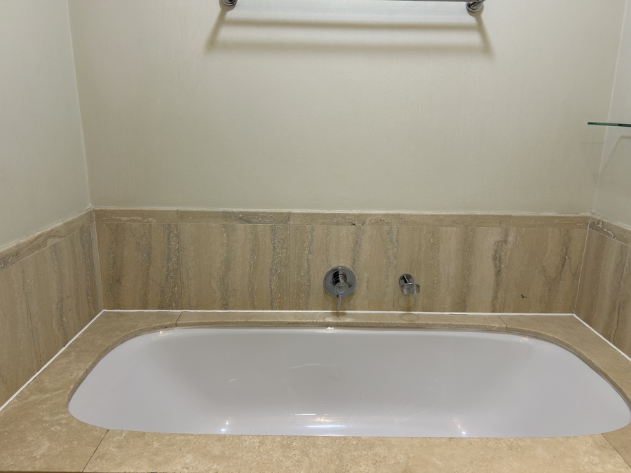 To Let 2 Bedroom Property for Rent in Lagoon Beach Western Cape